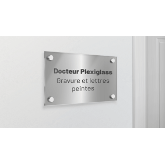 Plaque professionnelle en plexi et lettrée