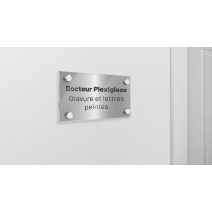 Plaque professionnelle plexiglass gravée 15x10 cm